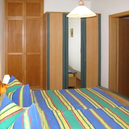 Haus Berlin-2 * Loddin